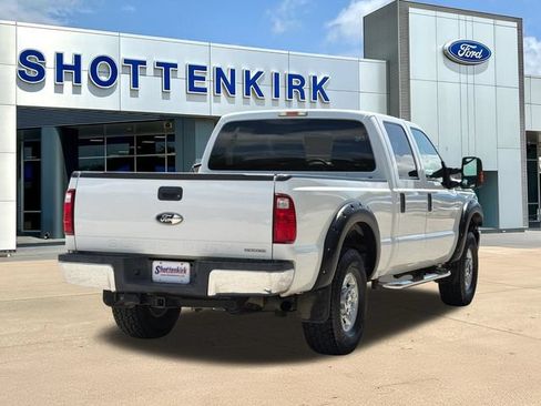 Used 2012 Ford F250 XLT w/ FX4 4X4 Off-Road Pkg image 8