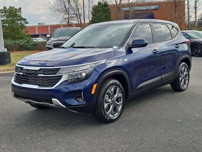 New 2025 Kia Seltos LX