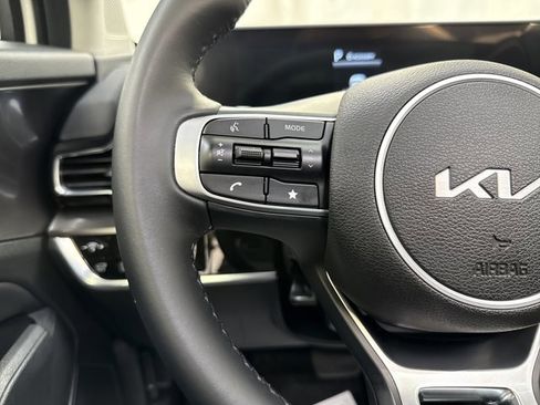 Used 2025 Kia Sportage EX w/ EX Premium Package image 17
