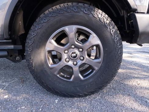 Used 2023 Ford Bronco Big Bend image 36