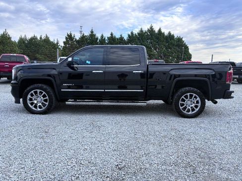 Used 2017 GMC Sierra 1500 Denali image 8