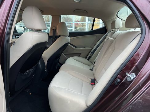 Used 2012 Kia Optima LX image 12