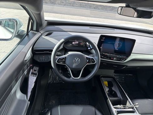 Used 2023 Volkswagen ID.4 Pro S Plus image 16