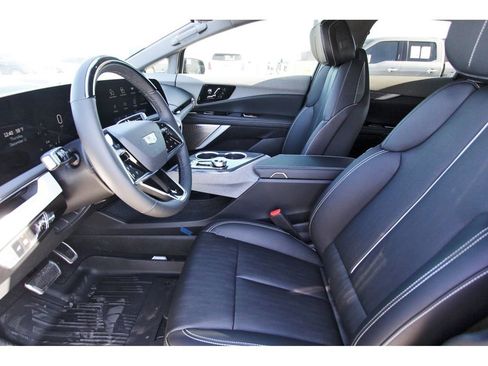 New 2026 Cadillac Optiq Sport 2 image 6