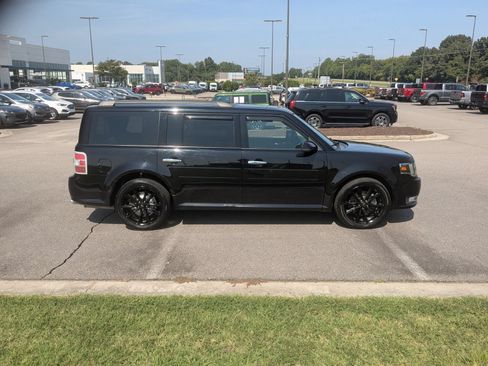 Used 2019 Ford Flex SEL w/ Equipment Group 202A AWD/4WD image 2