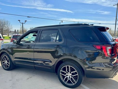 Used 2017 Ford Explorer Sport w/ Equipment Group 401A AWD/4WD image 4