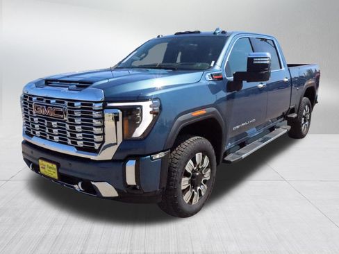 New 2026 GMC Sierra 3500 Denali w/ Denali Reserve Package AWD/4WD image 3