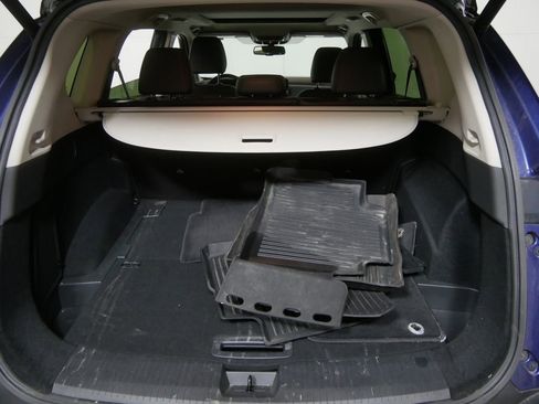 Used 2023 Nissan Rogue SL AWD/4WD image 8