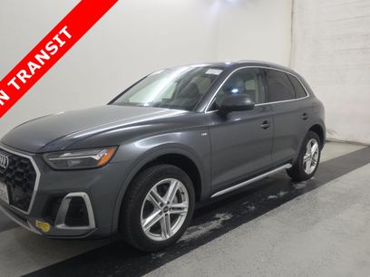 Used 2022 Audi Q5 e Premium w/ Convenience Package