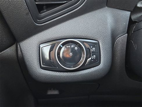 Used 2016 Ford Escape SE w/ Equipment Group 201A image 24