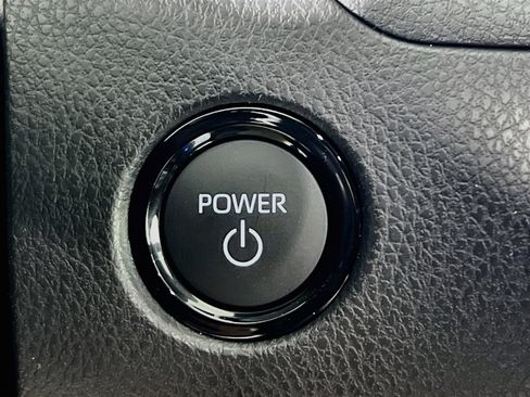 Used 2026 Toyota Camry SE FWD image 23