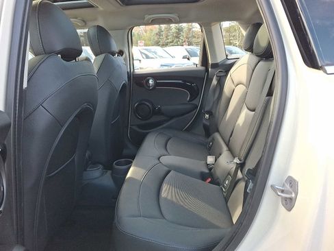 Used 2022 MINI Cooper S image 10