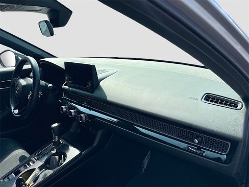 Used 2024 Honda Civic Sport image 26