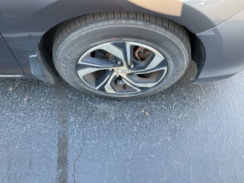 Used 2017 Honda Accord LX image 2