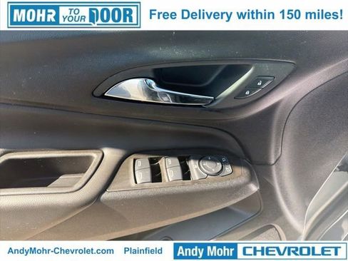 Used 2024 Chevrolet Equinox LT image 12
