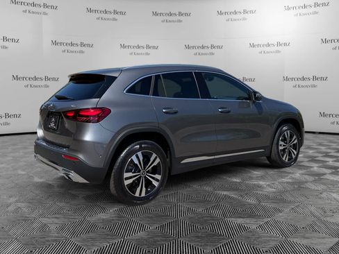 Used 2026 Mercedes-Benz GLA 250 4MATIC image 5