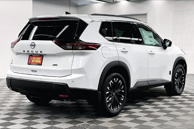 New 2026 Nissan Rogue Dark Armor AWD/4WD image 18
