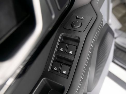 New 2025 INEOS Grenadier Fieldmaster Edition AWD/4WD image 13