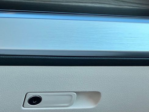 Certified 2026 Mercedes-Benz GLB 250 4MATIC image 28