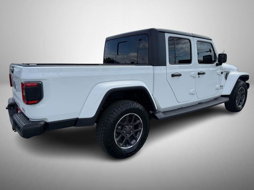Used 2021 Jeep Gladiator Overland w/ Safety Group AWD/4WD image 3