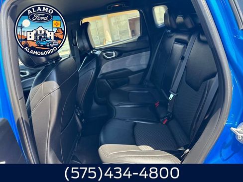 Used 2024 Jeep Compass Latitude image 13