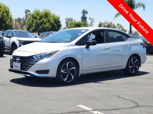 Used 2025 Nissan Versa SR w/ Trunk Package FWD image 2