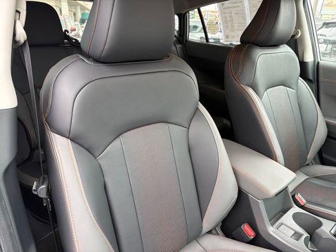 Certified 2025 Subaru Crosstrek 2.5i Limited image 36