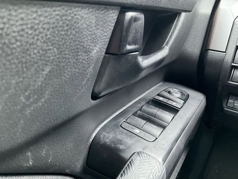 Used 2024 Toyota Tacoma SR5 AWD/4WD image 21