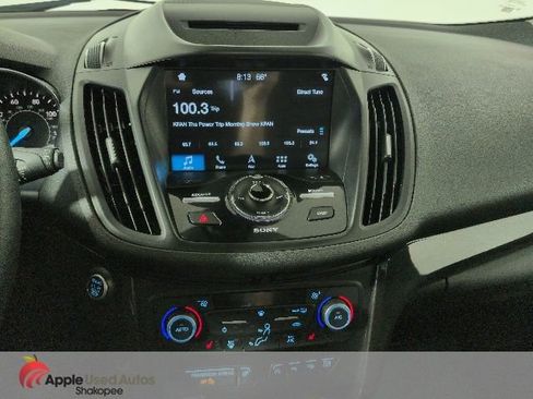 Used 2018 Ford Escape Titanium AWD/4WD image 19