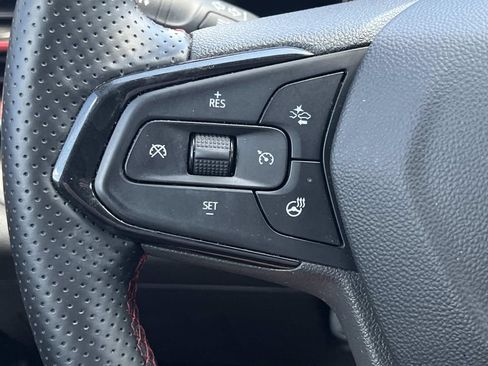 Used 2024 Chevrolet Trax RS w/ Driver Confidence Package FWD image 21