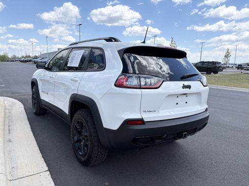 Used 2022 Jeep Cherokee Latitude w/ Sun & Sound Group AWD/4WD image 6