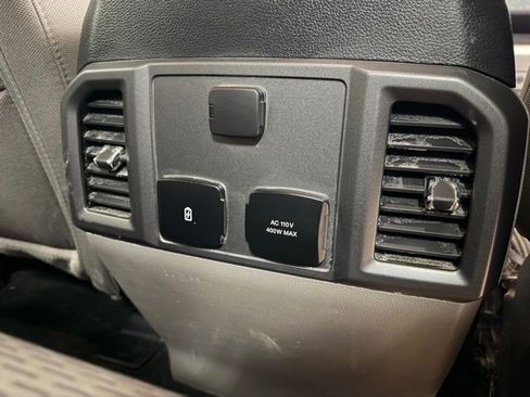 Used 2019 Ford F150 XLT w/ Equipment Group 302A Luxury AWD/4WD image 34