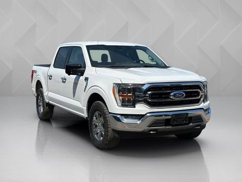 Used 2021 Ford F150 XLT w/ Equipment Group 302A High AWD/4WD image 3