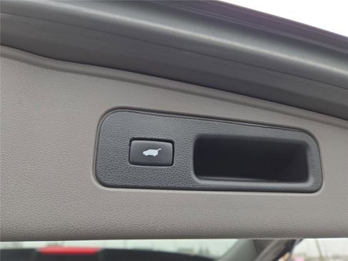 Used 2011 Honda Odyssey Touring image 33