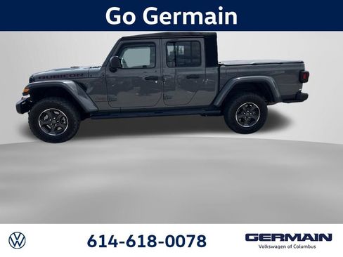 Used 2023 Jeep Gladiator Rubicon w/ Cold Weather Group AWD/4WD image 3