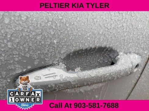 Used 2019 Toyota Tacoma TRD Off-Road image 7