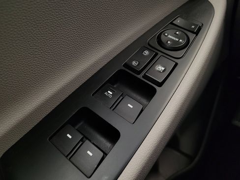 Used 2018 Hyundai Tucson Sport image 27