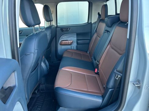 Used 2022 Ford Maverick Lariat image 23