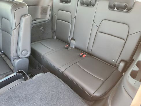 New 2026 Nissan Pathfinder SL image 28