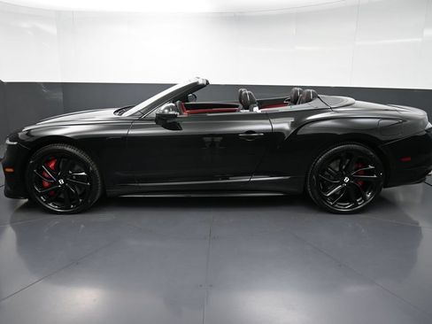 New 2026 Bentley Continental GTC AWD/4WD image 32