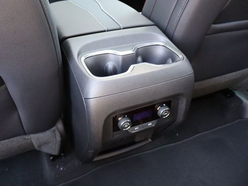 New 2026 Chevrolet Traverse Z71 w/ Enhanced Driving Package AWD/4WD image 45