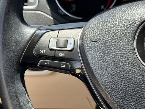 Used 2015 Volkswagen Jetta SE FWD image 26