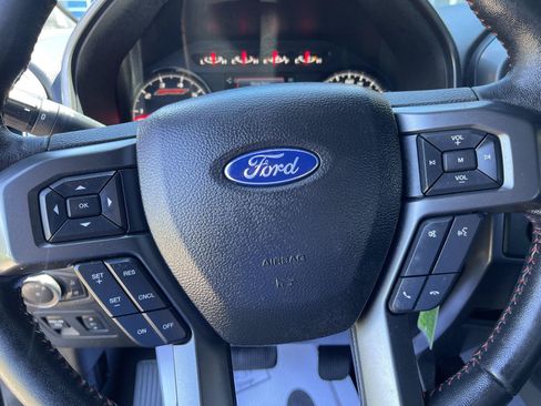 Used 2019 Ford F150 XLT w/ Equipment Group 302A Luxury AWD/4WD image 19