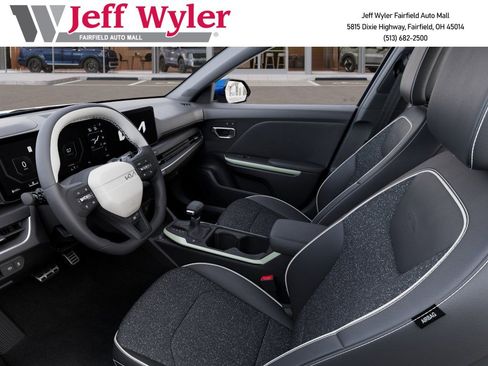 New 2025 Kia K4 GT-Line image 18