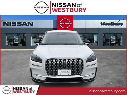 Used 2023 Lincoln Corsair Standard image 7