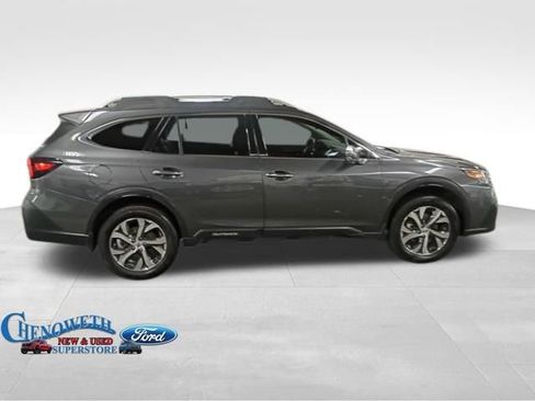 Used 2021 Subaru Outback Touring XT image 4