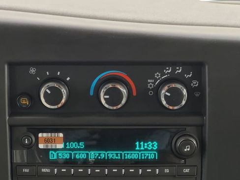 Used 2025 GMC Savana 2500 Extended w/ Driver Convenience Package RWD image 17