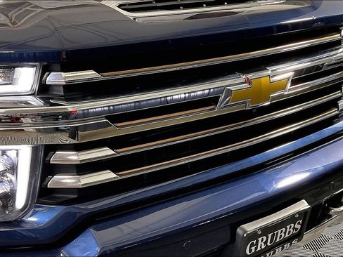 Used 2022 Chevrolet Silverado 2500 High Country w/ LPO, Hitch Package AWD/4WD image 37