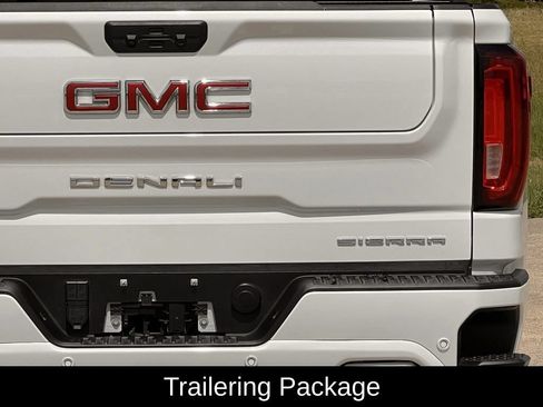 Used 2024 GMC Sierra 1500 Denali AWD/4WD image 5