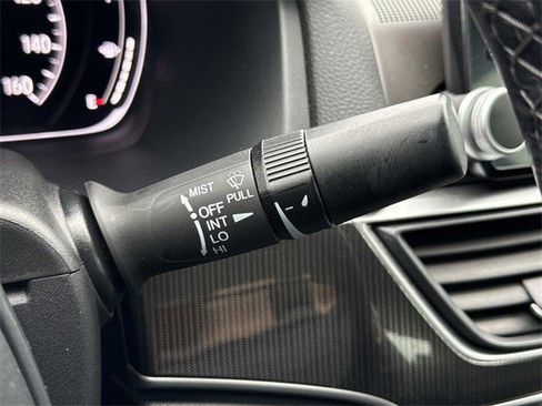 Used 2022 Honda Accord Sport image 25